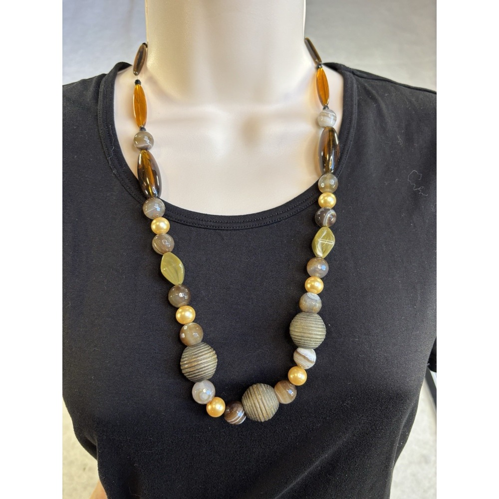 Women's Brown Beaded Chunky Statement Y2K BOHO Classic Staple Capsule Necklace‎